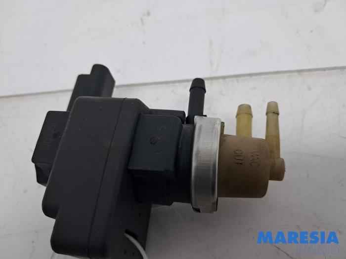 Gebruikte Turbodrukregelaar Peugeot 5008 I (0A/0E) 1.6 THP 16V Prijs € 25,00 Margeregeling aangeboden door Maresia Parts
