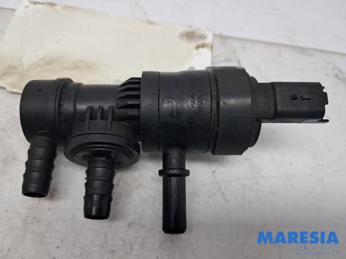 Gebruikte EGR Klep Peugeot 5008 I (0A/0E) 1.6 THP 16V Prijs € 75,00 Margeregeling aangeboden door Maresia Parts