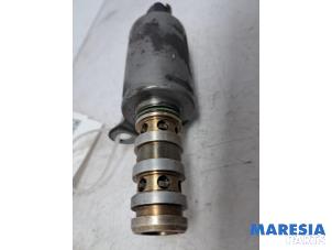Sensor Nokkenas van een Peugeot 5008 I (0A/0E) 1.6 THP 16V 2011
