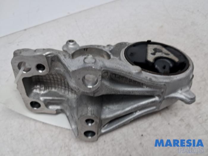 Gebruikte Motorsteun Citroen C4 Berline (NC) 1.6 16V VTi Prijs € 40,00 Margeregeling aangeboden door Maresia Parts