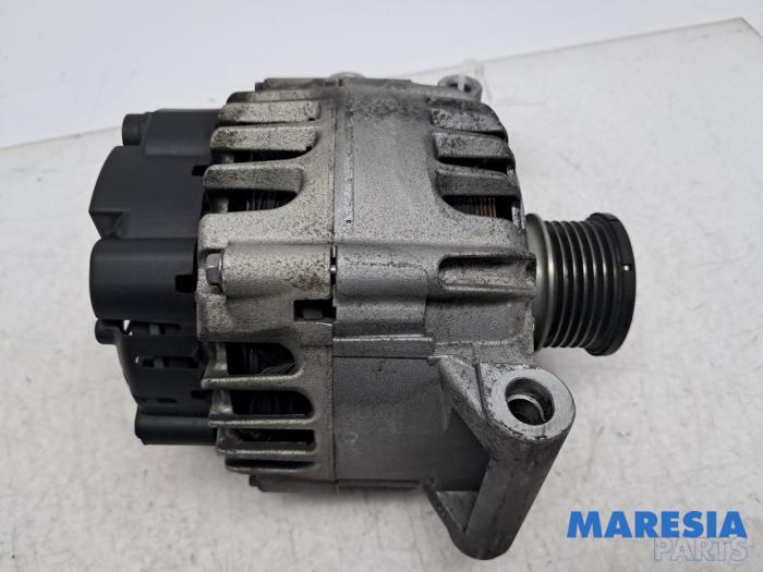 Gebruikte Dynamo Citroen C4 Berline (NC) 1.6 16V VTi Prijs € 49,00 Margeregeling aangeboden door Maresia Parts