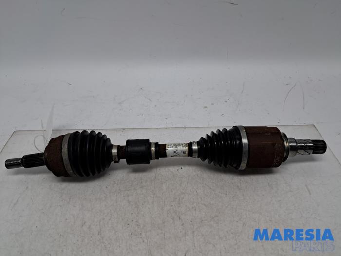 Gebruikte Steekas links-voor Renault Captur II (RJB) 1.3 Mild Hybrid 160 16V Prijs € 125,00 Margeregeling aangeboden door Maresia Parts