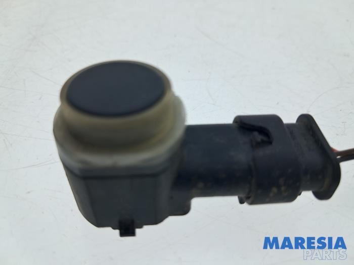 Gebruikte Sensor PDC Alfa Romeo Giulietta (940) 1.4 TB 16V MultiAir Prijs € 19,50 Margeregeling aangeboden door Maresia Parts