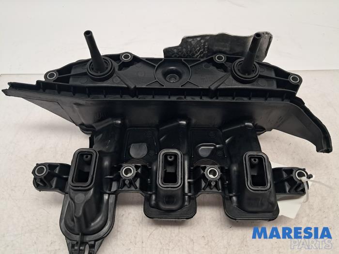 Gebruikte Carterventilatie Opel Vivaro 1.6 CDTI 95 Euro 6 Prijs € 48,34 Inclusief btw aangeboden door Maresia Parts