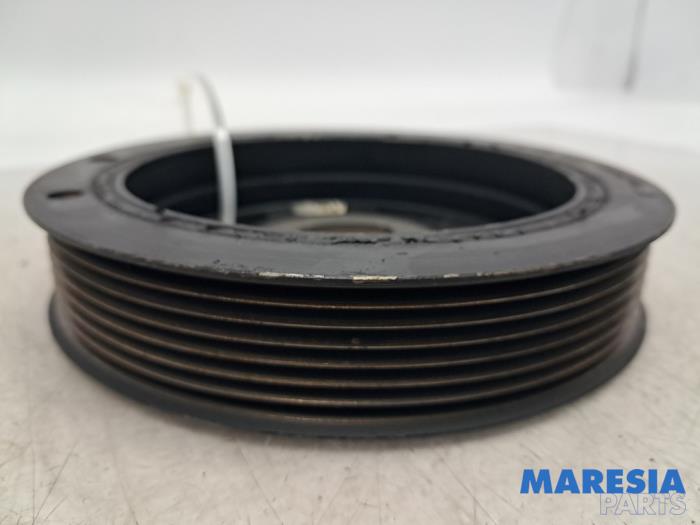 Gebruikte Krukas Poelie Opel Vivaro 1.6 CDTI 95 Euro 6 Prijs € 36,29 Inclusief btw aangeboden door Maresia Parts