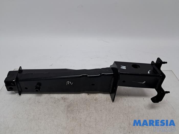 Gebruikte Subframe Renault Espace (RFCJ) 1.6 Tce 200 Prijs € 75,00 Margeregeling aangeboden door Maresia Parts