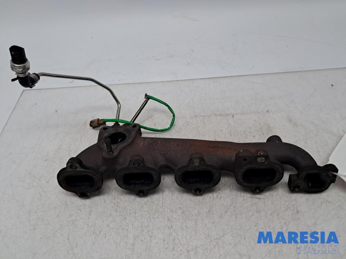 Gebruikte Spruitstuk Uitlaat Renault Trafic (1FL/2FL/3FL/4FL) 1.6 dCi 95 Prijs € 72,54 Inclusief btw aangeboden door Maresia Parts