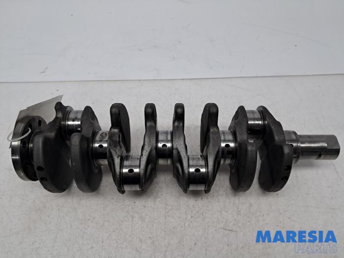 Gebruikte Krukas Renault Trafic (1FL/2FL/3FL/4FL) 1.6 dCi 95 Prijs € 361,79 Inclusief btw aangeboden door Maresia Parts