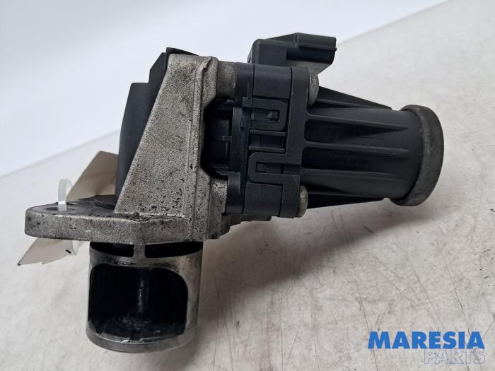 Gebruikte EGR Klep Renault Kangoo Express (FW) 1.5 dCi 110 Prijs € 72,60 Inclusief btw aangeboden door Maresia Parts