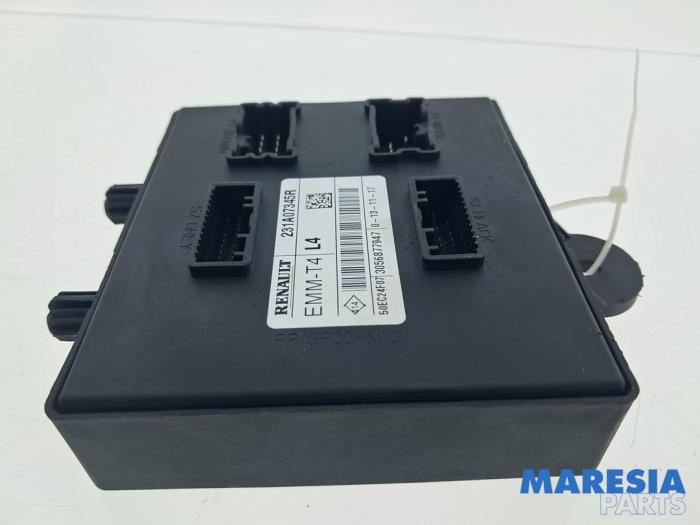 Gebruikte Computer Body Control Renault Twingo III (AH) 1.0 SCe 70 12V Prijs € 69,99 Margeregeling aangeboden door Maresia Parts