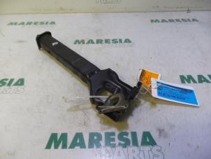 Gebruikte Subframe Renault Megane III Grandtour (KZ) 1.5 dCi 110 Prijs € 35,00 Margeregeling aangeboden door Maresia Parts