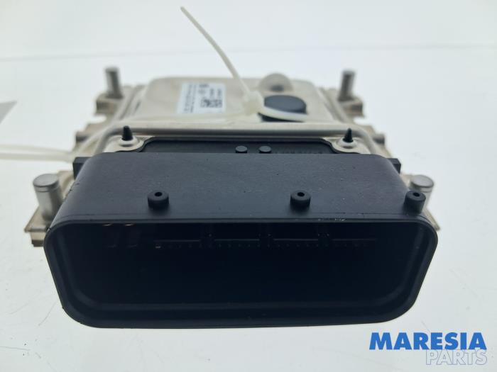 Gebruikte Adblue Computer Renault Trafic (1FL/2FL/3FL/4FL) 1.6 dCi 95 Prijs € 181,50 Inclusief btw aangeboden door Maresia Parts