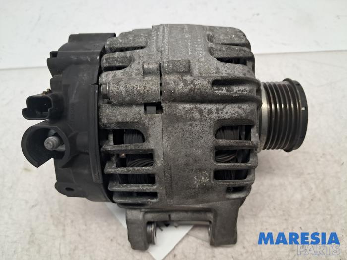 Gebruikte Dynamo Citroen C3 (SX/SW) 1.2 12V e-THP PureTech 110 Prijs € 70,00 Margeregeling aangeboden door Maresia Parts