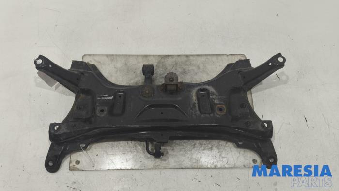 Gebruikte Subframe Peugeot 107 1.0 12V Prijs € 99,95 Margeregeling aangeboden door Maresia Parts