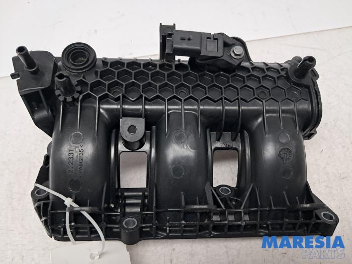 Gebruikte Inlaatspruitstuk Citroen C4 Grand Picasso (3A) 1.2 12V PureTech 130 Prijs € 34,95 Margeregeling aangeboden door Maresia Parts