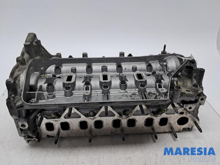 Gebruikte Cilinderkop Renault Trafic (1FL/2FL/3FL/4FL) 1.6 dCi 95 Prijs € 603,79 Inclusief btw aangeboden door Maresia Parts