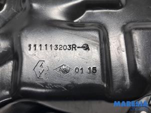 Carterpan van een Renault Captur I (2R) 1.2 TCE 16V EDC 2015