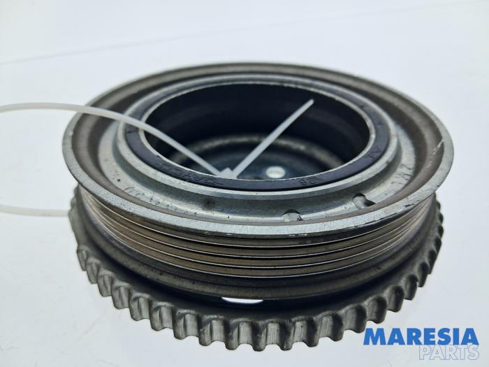 Gebruikte Poelie Krukas Fiat 500 (312) 1.2 Prijs € 24,95 Margeregeling aangeboden door Maresia Parts
