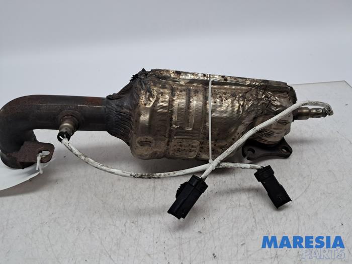 Gebruikte Katalysator Peugeot 208 I (CA/CC/CK/CL) 1.0 Vti 12V PureTech Prijs op aanvraag aangeboden door Maresia Parts
