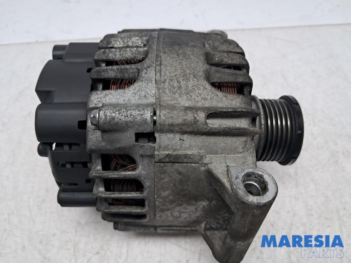 Gebruikte Dynamo Peugeot 207 CC (WB) 1.6 16V Prijs € 50,00 Margeregeling aangeboden door Maresia Parts