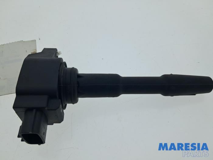 Gebruikte Pen Bobine Renault Captur I (2R) 1.2 TCE 16V EDC Prijs € 10,00 Margeregeling aangeboden door Maresia Parts