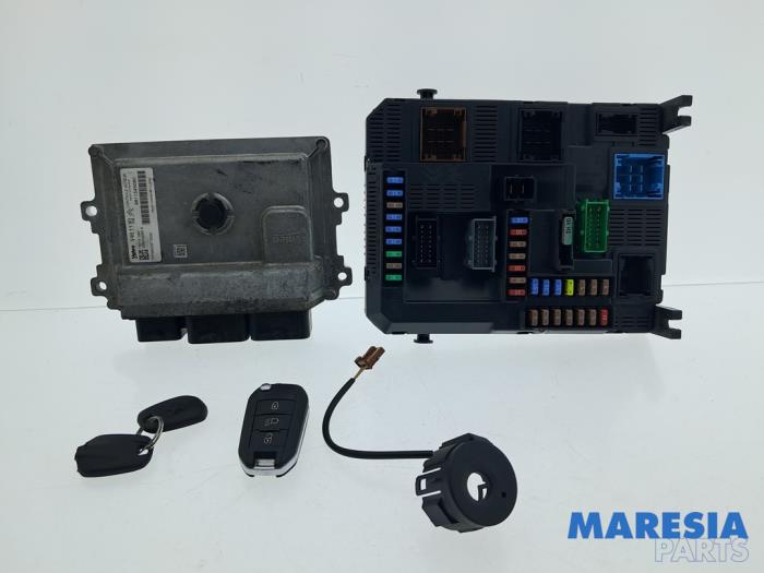 Gebruikte Computer Motormanagement Peugeot 208 I (CA/CC/CK/CL) 1.0 Vti 12V PureTech Prijs € 300,00 Margeregeling aangeboden door Maresia Parts