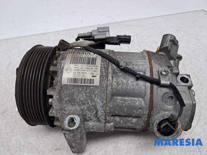 Gebruikte Aircopomp Renault Clio IV Estate/Grandtour (7R) 0.9 Energy TCE 12V Prijs € 100,00 Margeregeling aangeboden door Maresia Parts