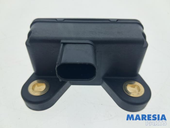 Gebruikte Esp computer Renault Megane III CC (EZ) 1.4 16V TCe 130 Prijs € 19,50 Margeregeling aangeboden door Maresia Parts