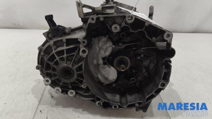 Versnellingsbak van een Alfa Romeo Giulietta (940) 1.4 TB 16V MultiAir 2010