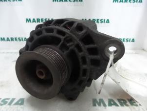 Gebruikte Alternator Alfa Romeo 166 2.0 Twin Spark 16V Prijs € 50,00 Margeregeling aangeboden door Maresia Parts