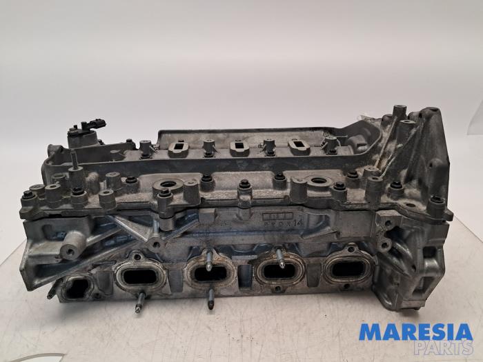 Gebruikte Cilinderkop Renault Trafic (1FL/2FL/3FL/4FL) 1.6 dCi 95 Prijs € 603,79 Inclusief btw aangeboden door Maresia Parts