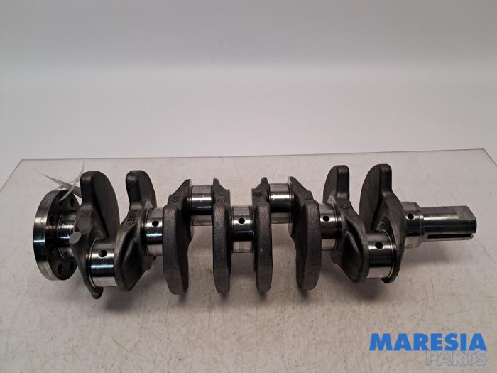 Gebruikte Krukas Renault Trafic (1FL/2FL/3FL/4FL) 1.6 dCi 95 Prijs € 361,79 Inclusief btw aangeboden door Maresia Parts