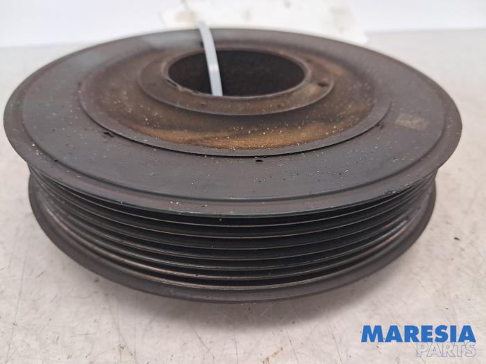 Gebruikte Poelie Krukas Renault Megane IV Estate (RFBK) 1.3 TCE 140 16V Prijs € 72,99 Margeregeling aangeboden door Maresia Parts