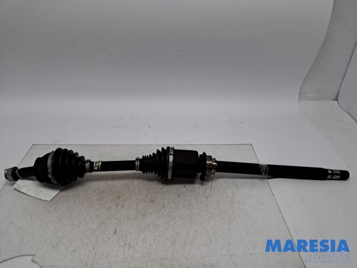 Used Aandrijfas rechts-voor Alfa Romeo MiTo (955) 1.4 Turbo Multi Air 16V Quadrifoglio Verde Price € 64,46 Margin scheme offered by Maresia Parts
