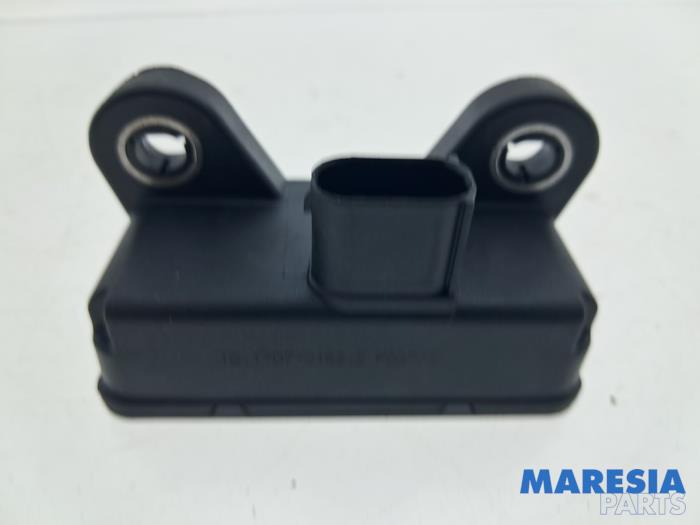 Gebruikte Esp Duo Sensor Renault Megane III Grandtour (KZ) 1.2 16V TCE 115 Prijs € 35,00 Margeregeling aangeboden door Maresia Parts