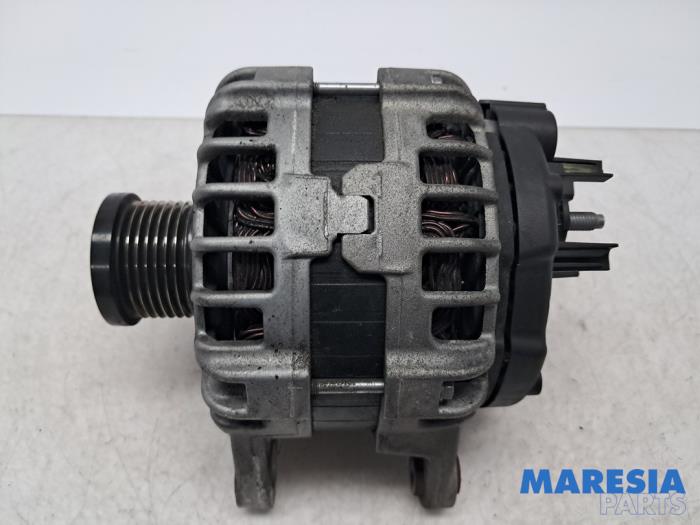 Gebruikte Dynamo Renault Talisman Estate (RFDK) 1.3 TCE 160 16V Prijs € 74,99 Margeregeling aangeboden door Maresia Parts