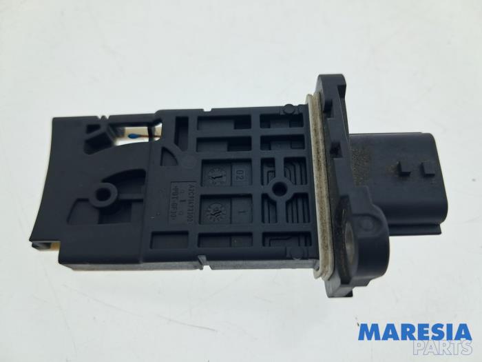 Gebruikte Luchtregelklep Opel Vivaro 1.6 CDTi BiTurbo 125 Prijs € 60,50 Inclusief btw aangeboden door Maresia Parts