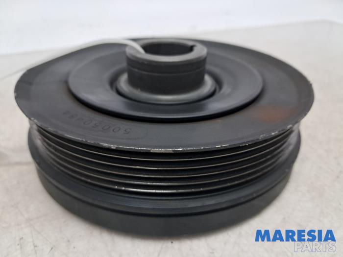 Gebruikte Krukas Poelie Alfa Romeo Giulia (952) 2.0 T 16V Veloce Q4 Prijs € 75,00 Margeregeling aangeboden door Maresia Parts
