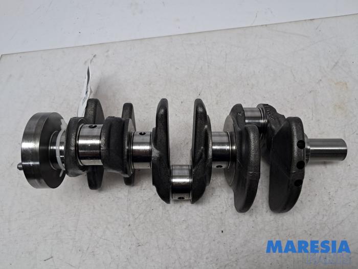 Gebruikte Krukas Renault Clio V (RJAB) 1.0 TCe 100 12V Prijs € 122,50 Margeregeling aangeboden door Maresia Parts