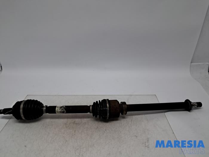 Gebruikte Steekas rechts-voor Renault Clio IV (5R) 1.6 Turbo 16V RS 200 EDC Prijs € 95,00 Margeregeling aangeboden door Maresia Parts