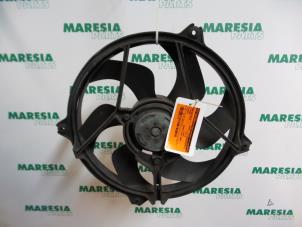 Gebruikte Koelvin Motor Citroen Xsara Picasso (CH) 1.8 16V Prijs € 50,00 Margeregeling aangeboden door Maresia Parts