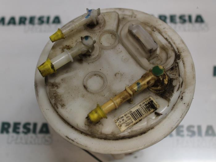 Gebruikte Tank element Pomp Citroen C6 (TD) 2.7 HDiF V6 24V Prijs € 50,00 Margeregeling aangeboden door Maresia Parts