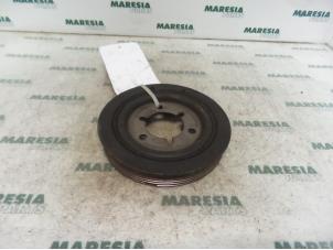 Gebruikte Krukas Poelie Peugeot 206 (2A/C/H/J/S) 1.4 XR,XS,XT,Gentry Prijs € 25,00 Margeregeling aangeboden door Maresia Parts