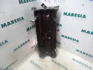 Gebruikte Kleppendeksel Fiat Panda (169) 1.2 Fire Prijs € 35,00 Margeregeling aangeboden door Maresia Parts