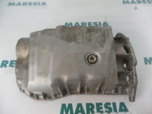 Gebruikte Carterpan Renault Megane Scénic (JA) 2.0 RT Prijs € 30,00 Margeregeling aangeboden door Maresia Parts