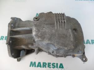 Gebruikte Carterpan Renault Megane II Grandtour (KM) 1.6 16V Prijs € 40,00 Margeregeling aangeboden door Maresia Parts