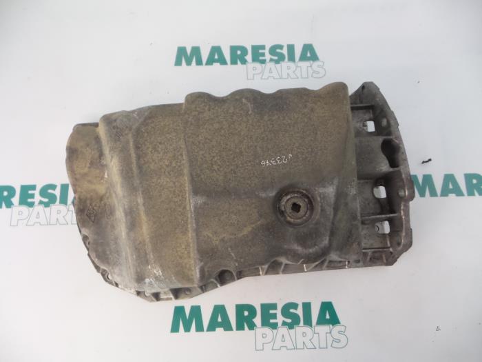 Gebruikte Carterpan Renault Kangoo (KC) 1.9 D 55 Prijs € 36,30 Inclusief btw aangeboden door Maresia Parts