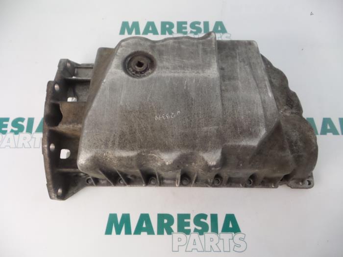 Gebruikte Carterpan Renault Kangoo (KC) 1.9 D 55 Prijs € 30,00 Margeregeling aangeboden door Maresia Parts
