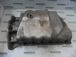 Gebruikte Carterpan Renault Kangoo Express (FC) 1.9 D 55 Prijs € 30,00 Margeregeling aangeboden door Maresia Parts