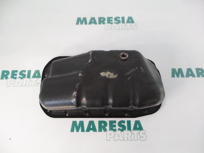 Gebruikte Carterpan Renault Kangoo (KC) 1.2 Prijs € 35,00 Margeregeling aangeboden door Maresia Parts